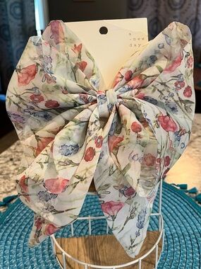 A New Day Floral Bow Hair Clip